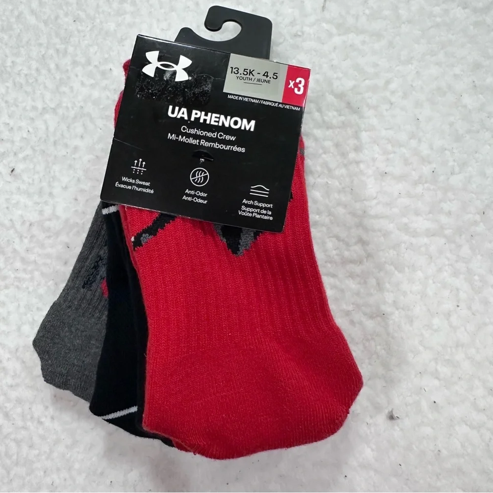 Under Armour UA Phenom Cushioned Crew Socks - Red, Black, Gray